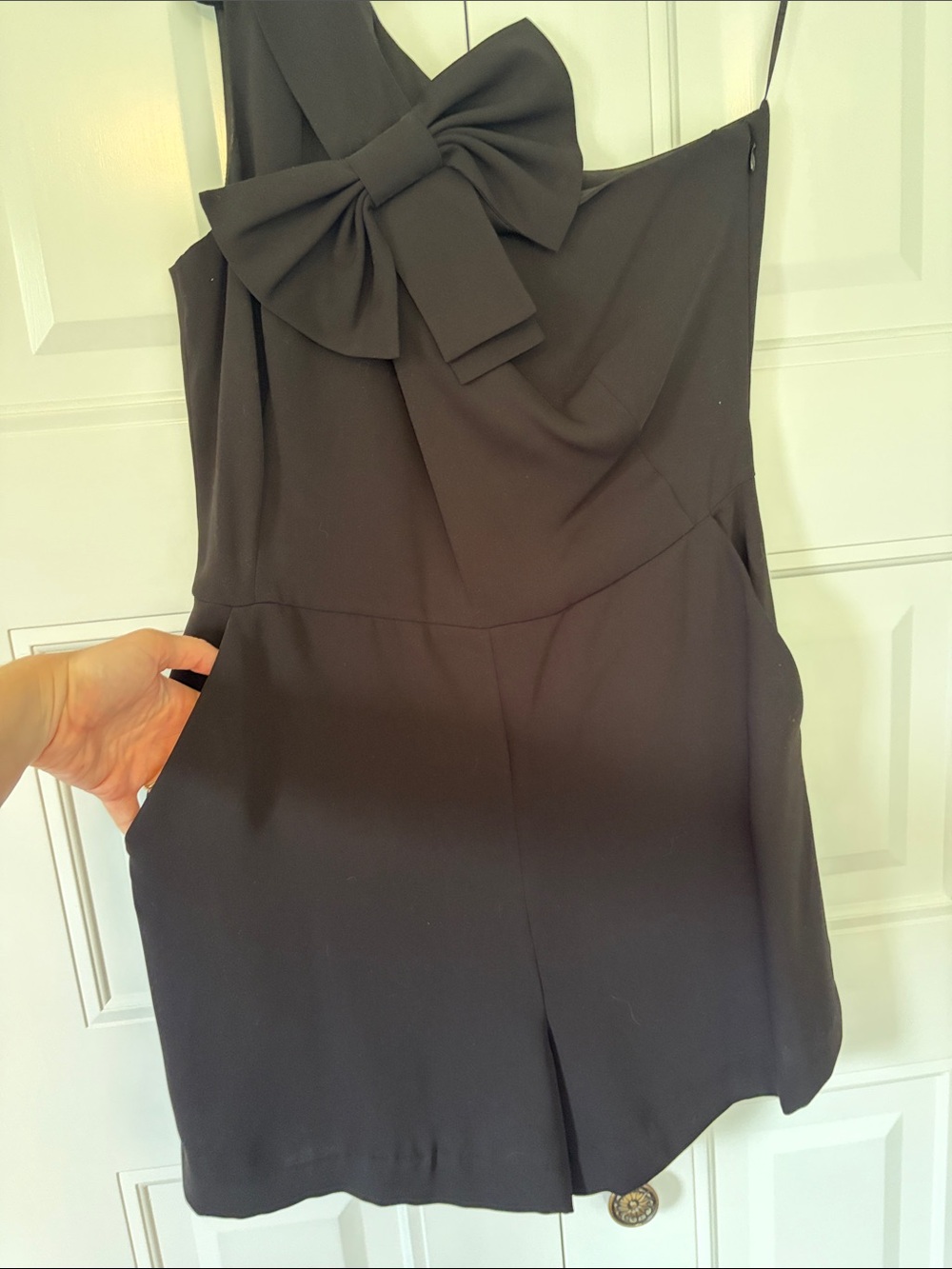 CeCe Black One-Shoulder Bow Romper - Picture 4 of 8